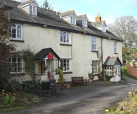 Lodgehill Hotel Tiverton  Exterior foto